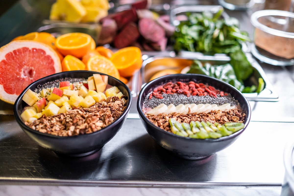 Varietà di alimenti nutrienti colorati